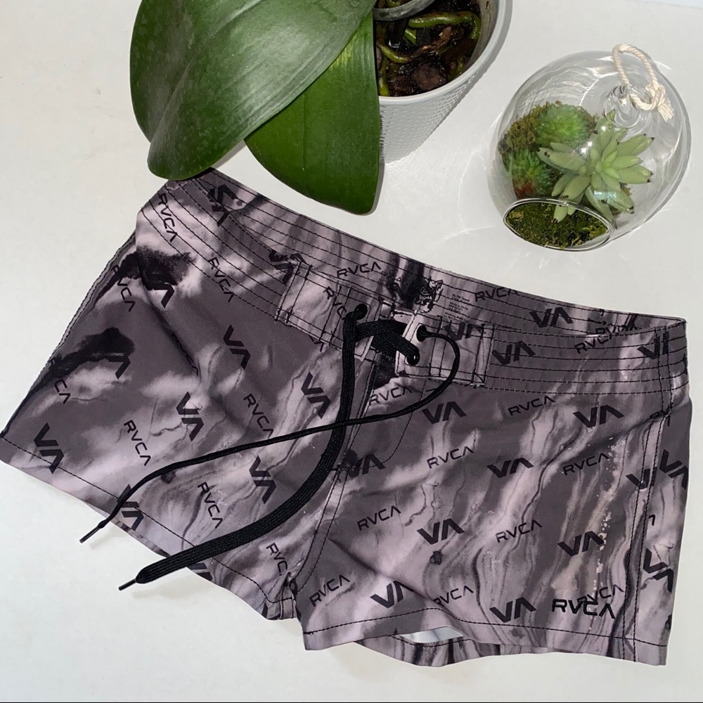RVCA Surf/Watersports Shorts Gray Size 28 EUR